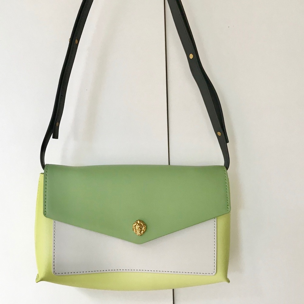 🌴🌴Anne Klein Green Pistachio Sheryl Shoulder bag